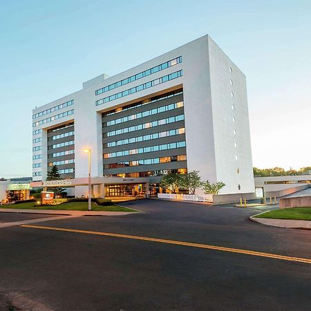 Doubletree By Hilton Binghamton Hotel Buitenkant foto