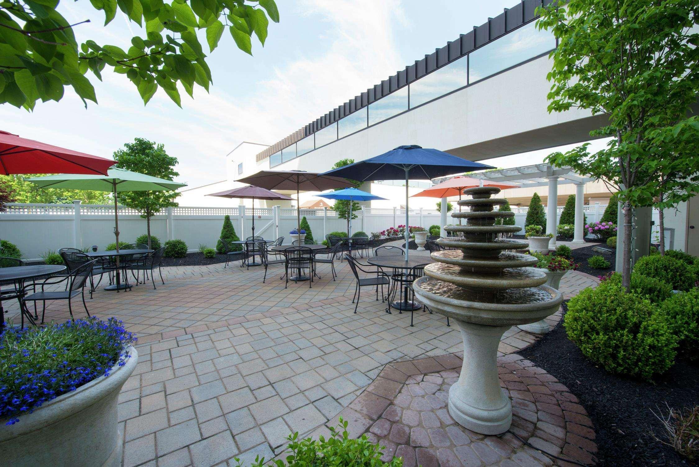Doubletree By Hilton Binghamton Hotel Buitenkant foto