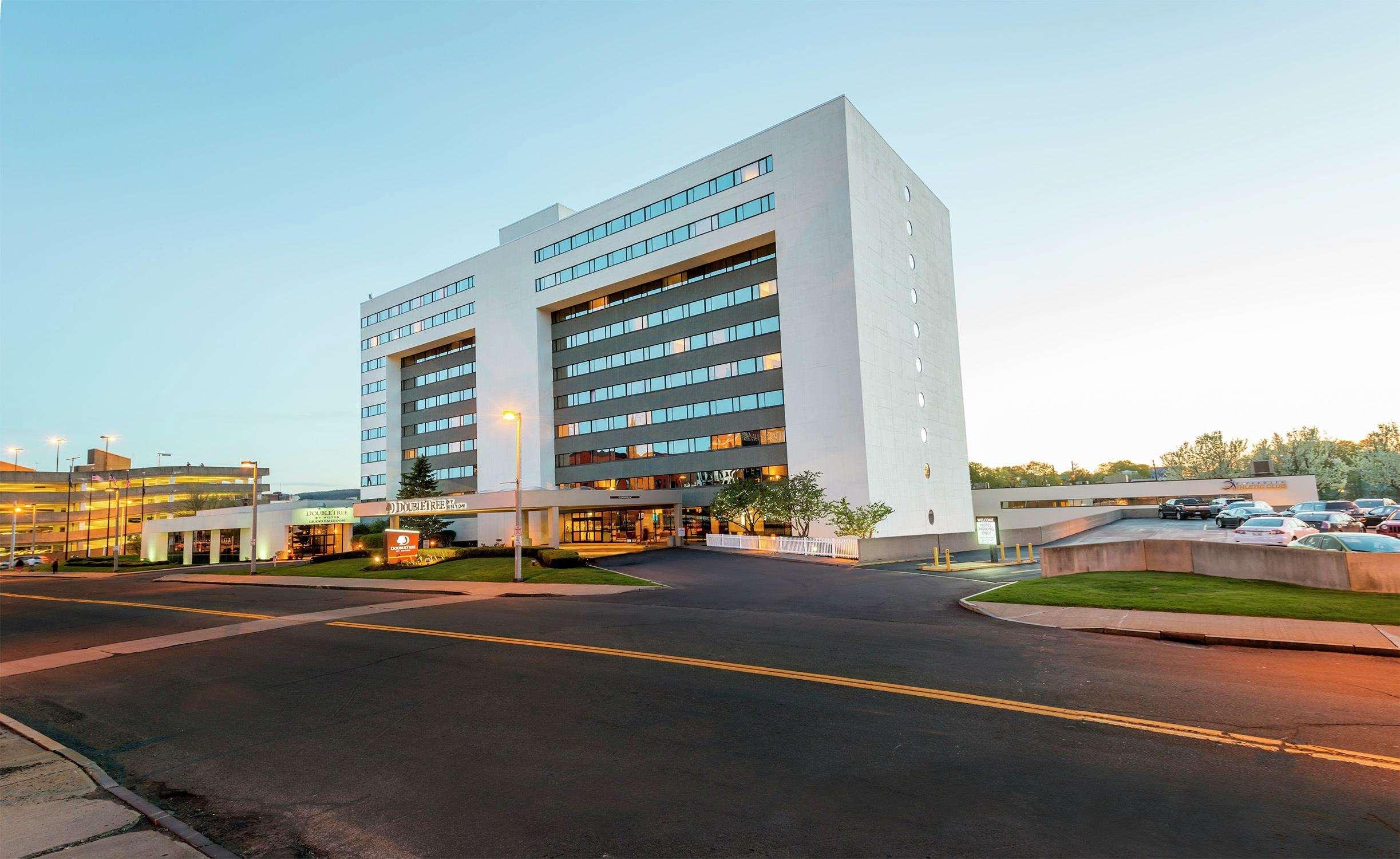 Doubletree By Hilton Binghamton Hotel Buitenkant foto