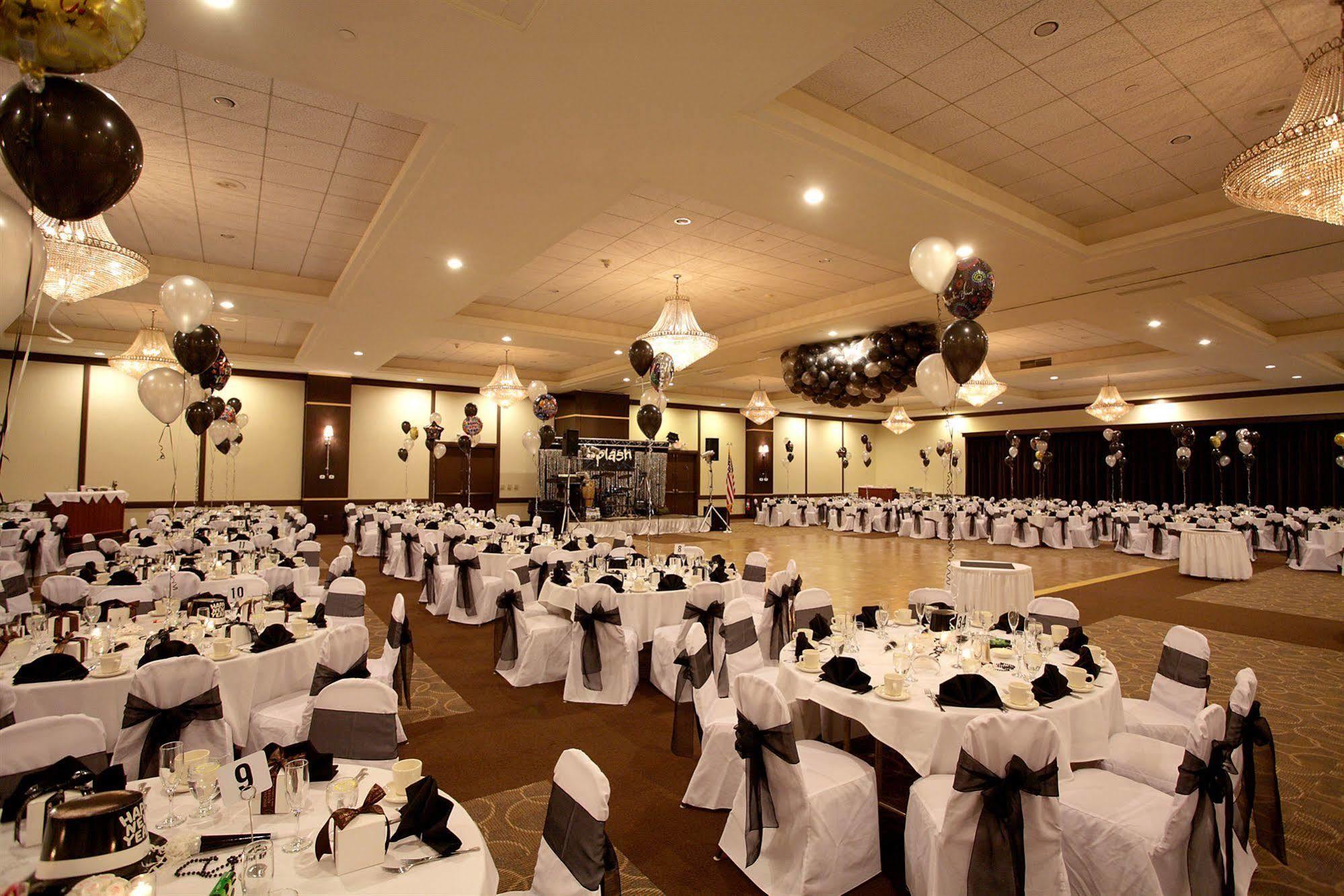 Doubletree By Hilton Binghamton Hotel Buitenkant foto